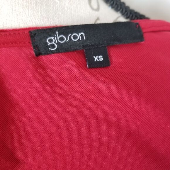 Gibson‎ Holiday Red Sleeveless Blouse Size XS - Picture 2 of 6